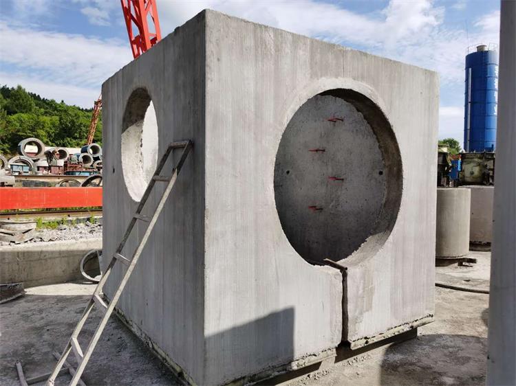 �L�����S��